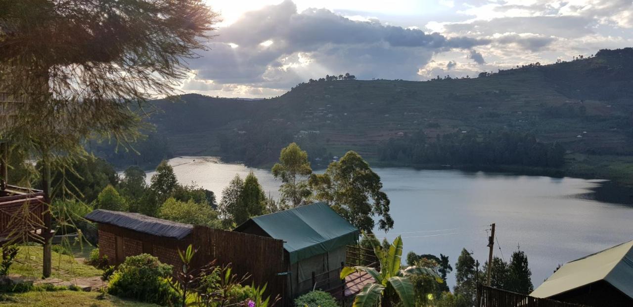 Hawk'S Eye Lodge Bunyonyi Kabale Exterior photo