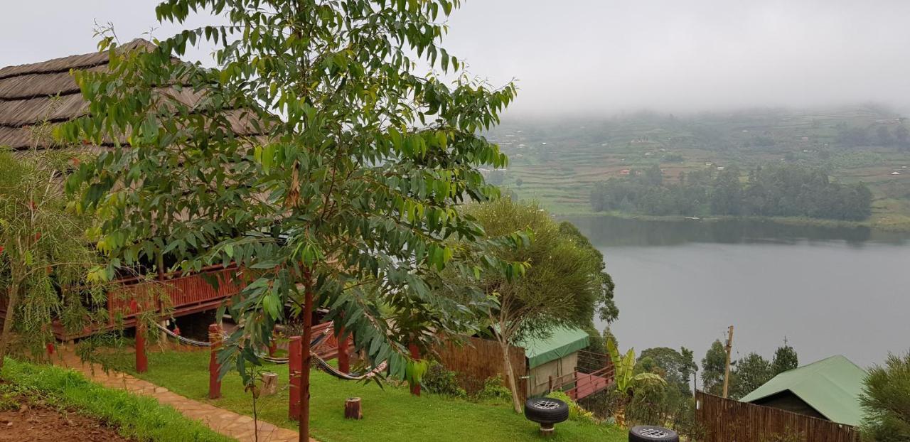 Hawk'S Eye Lodge Bunyonyi Kabale Exterior photo